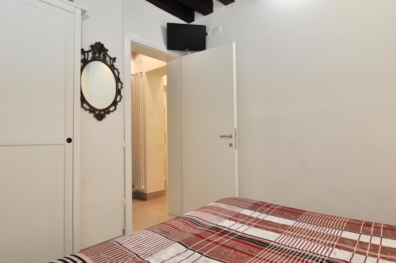 Cozy Apartment Near Rialto Bridge/ St.Mark Square Veneza Exterior foto