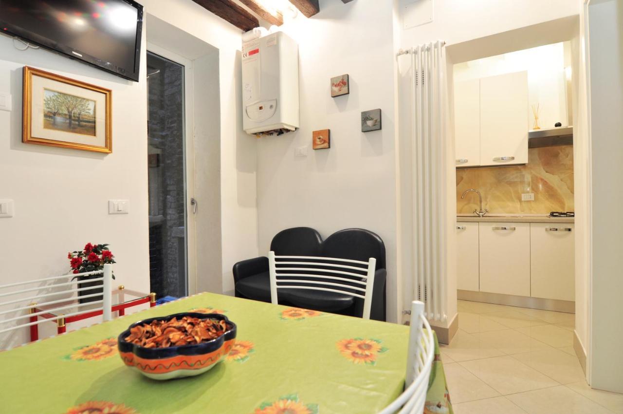 Cozy Apartment Near Rialto Bridge/ St.Mark Square Veneza Exterior foto